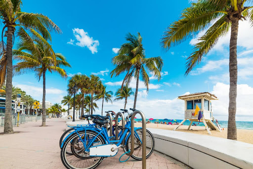 Fort Lauderdale Vacation Guide to Boat, Bike, & Scooter Rentals